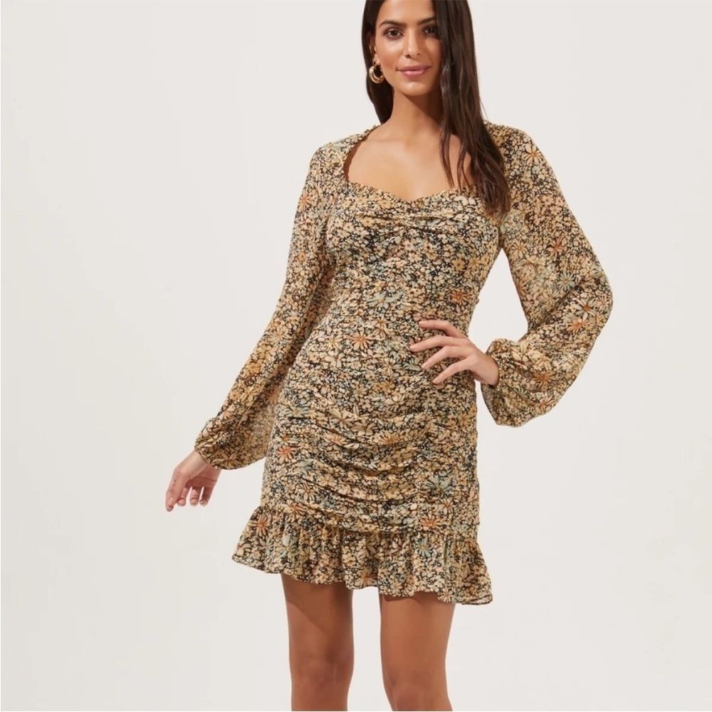 ASTR The Label Marcella Ruched Ruffled floral dress